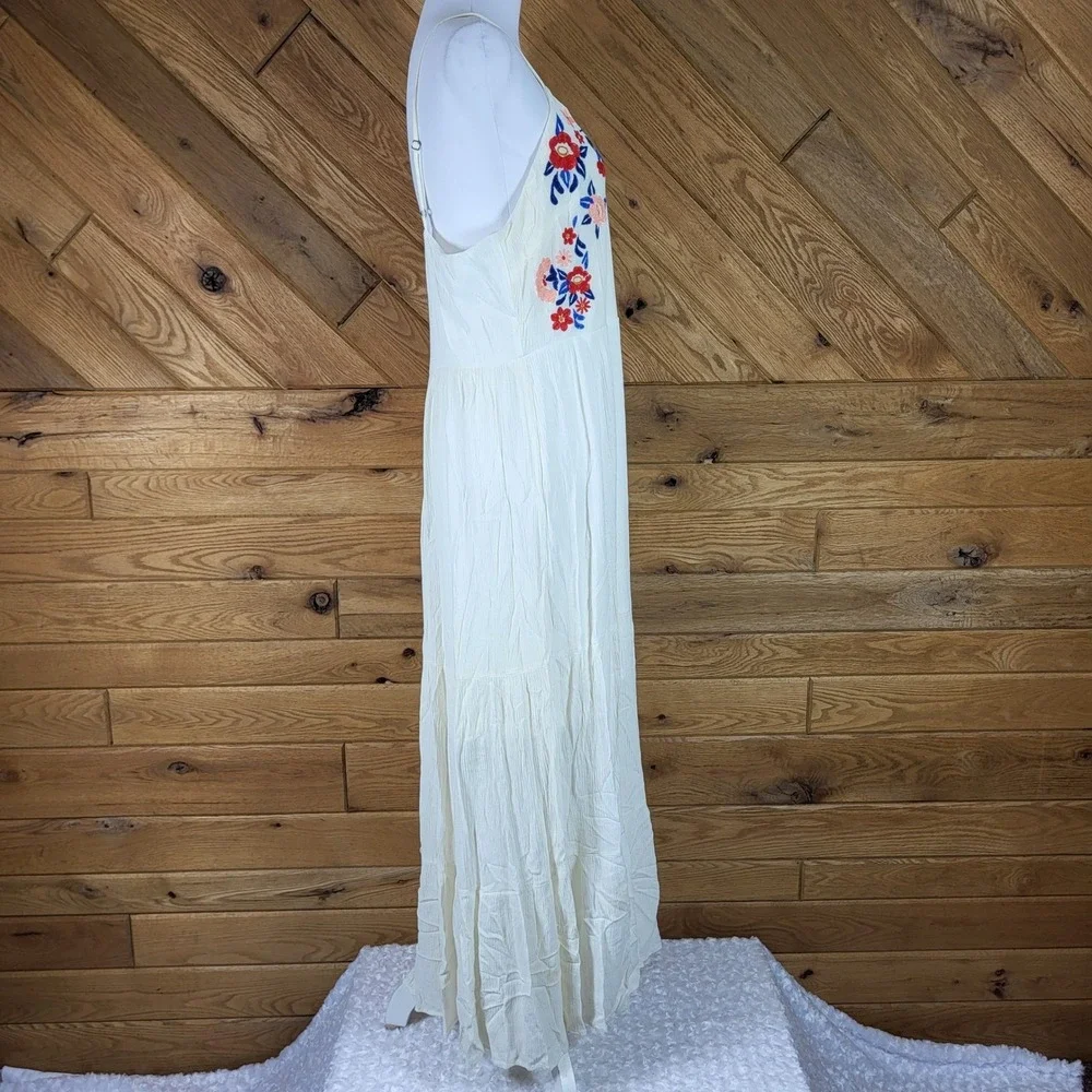 Xhilaration Maxi Dress Womens XXL Floral Embroidered Sleeveless White Multi